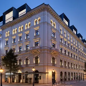 فندق Dorothea Hotel, Budapest, Autograph Collection